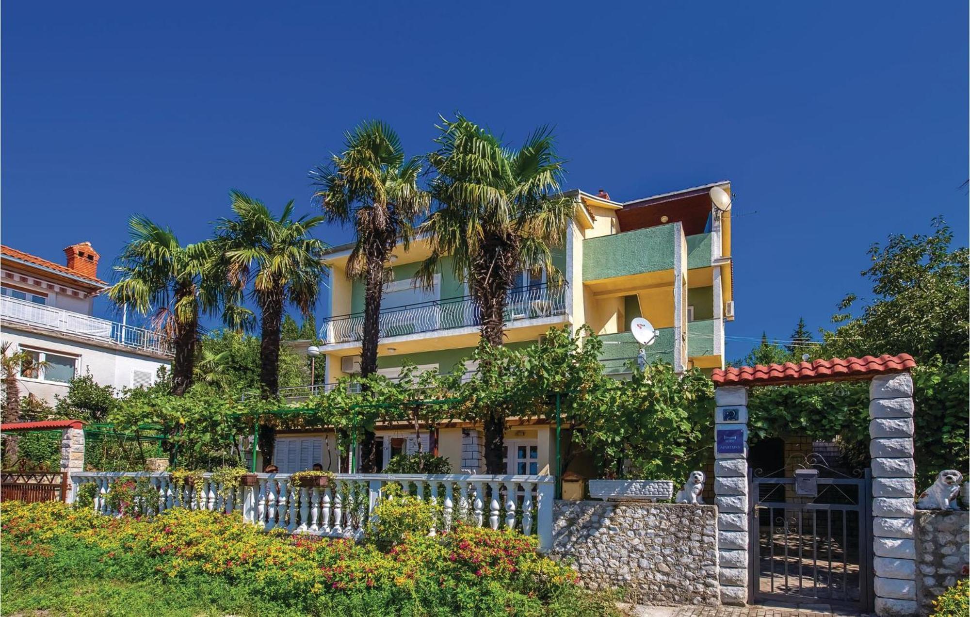Amazing In With 2 Bedrooms&wifi Appartement Crikvenica